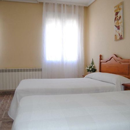 Ocaña Hostal Avila מראה חיצוני תמונה