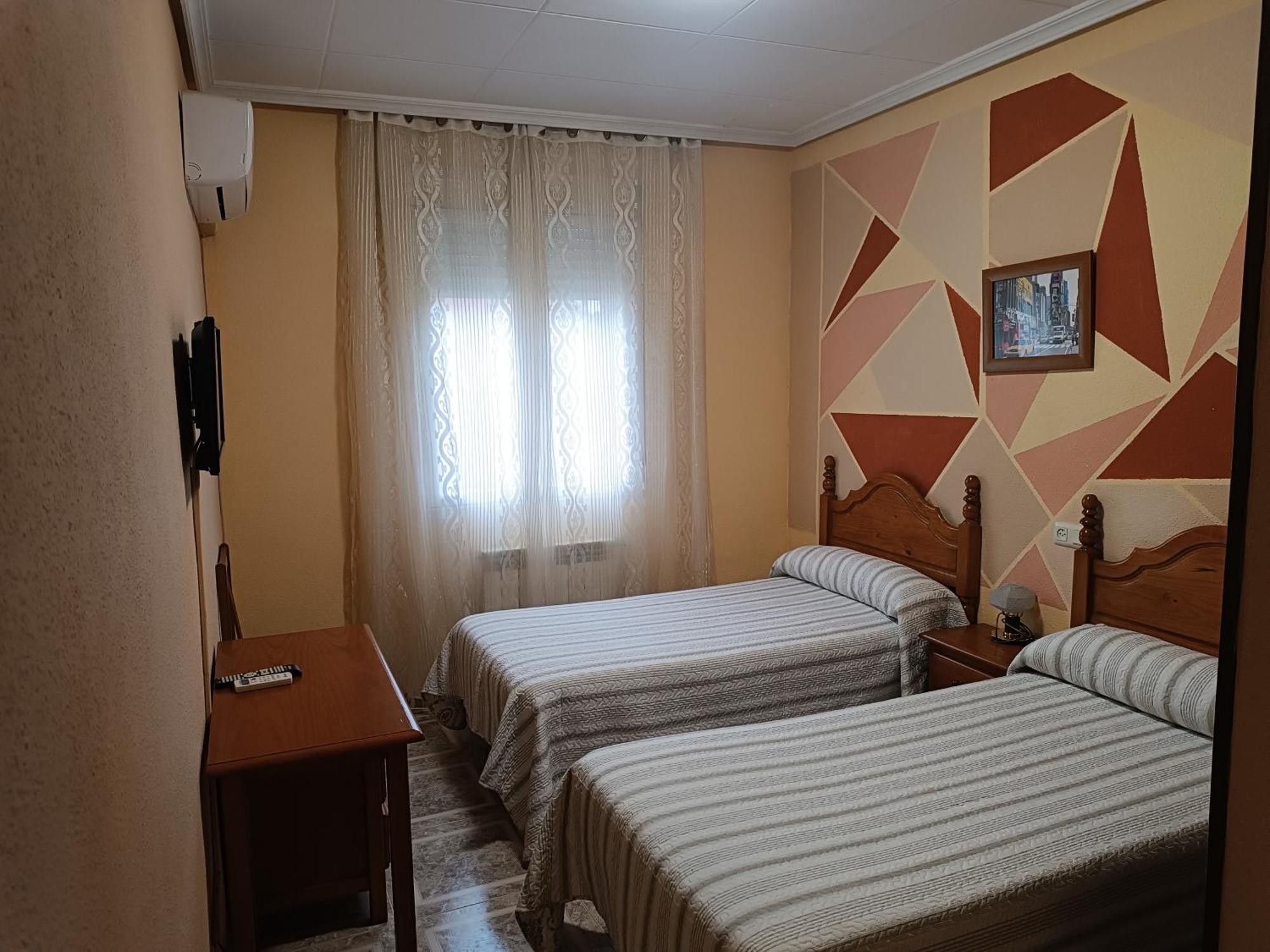 Ocaña Hostal Avila מראה חיצוני תמונה