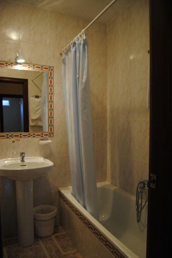 Ocaña Hostal Avila מראה חיצוני תמונה