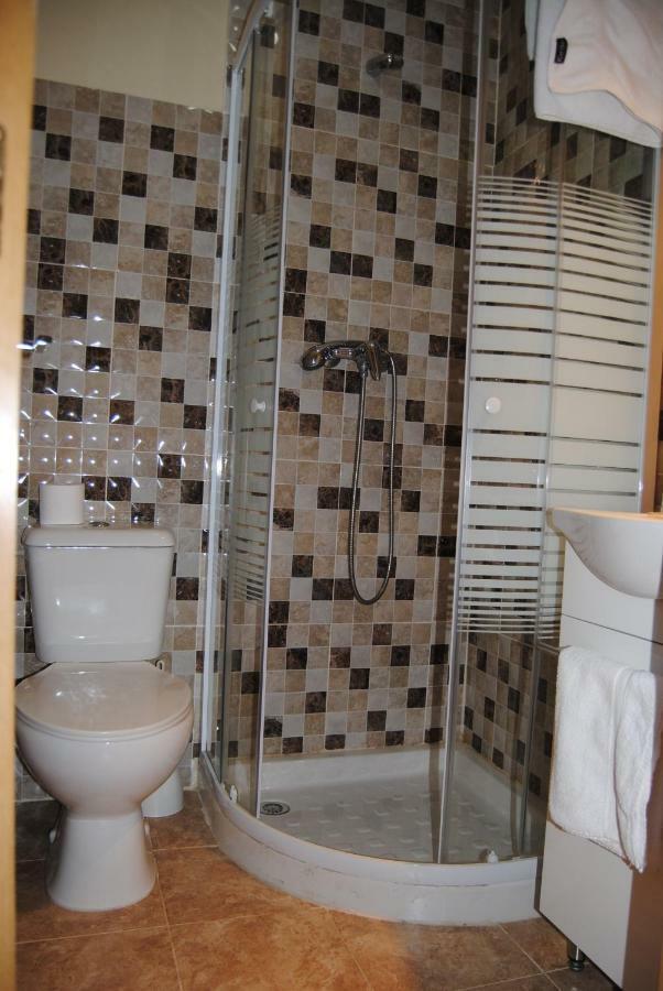 Ocaña Hostal Avila מראה חיצוני תמונה