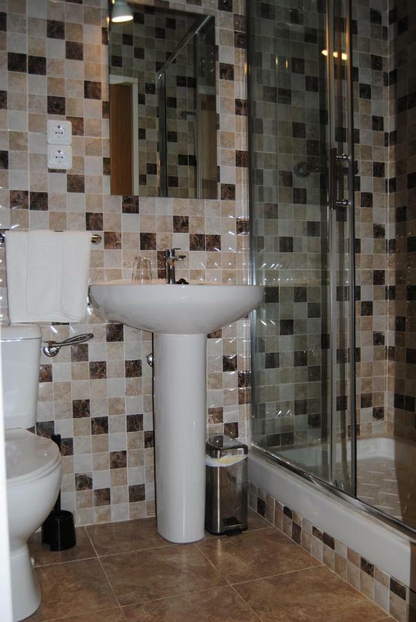 Ocaña Hostal Avila מראה חיצוני תמונה
